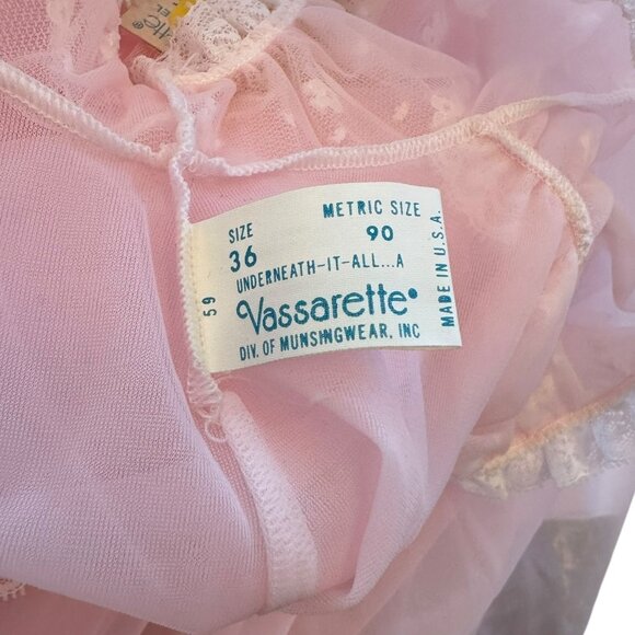 NOS Vintage 60's Vassarette Pink Nylon Chiffon Robe Nightgown Size 36 Full Sweep - Picture 9 of 10